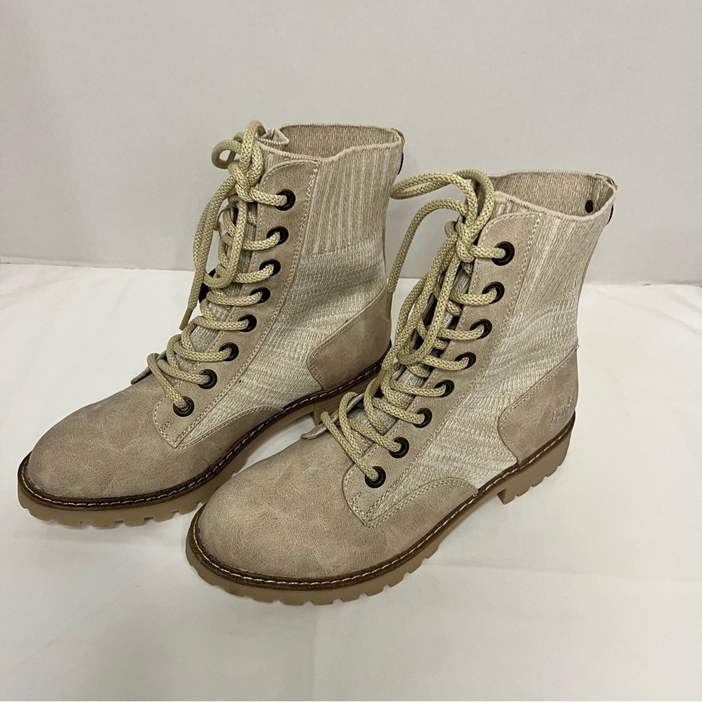 Blowfish Women's Reilly Casual Vegan, Cruelty-Free Beige Lace-Up Boots Size 7 - Picture 6 of 13